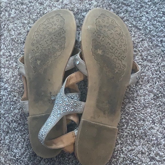 Sandals - Picture 2 of 2